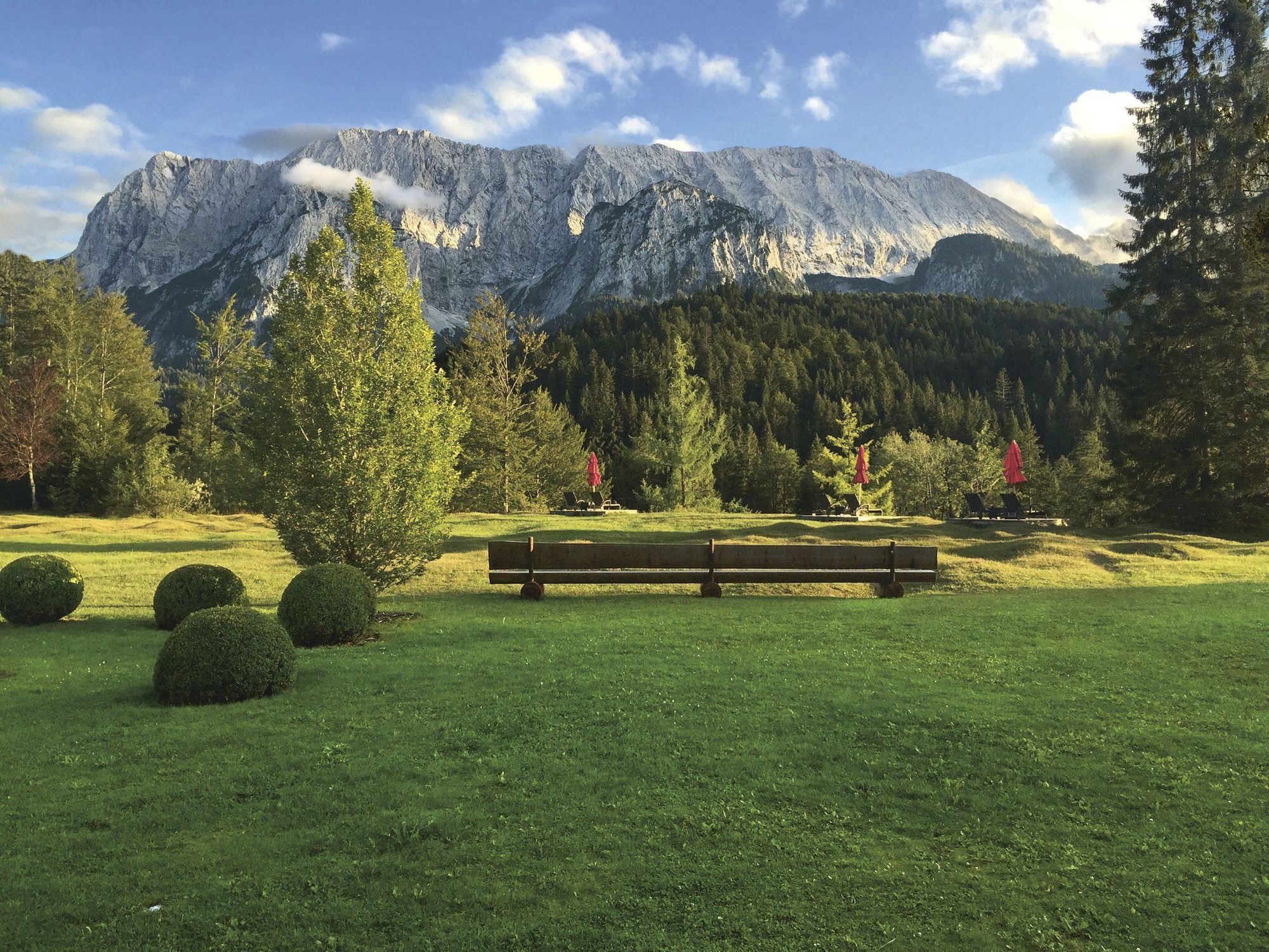 Schloss Elmau Luxury Spa Retreat & Cultural Hideaway Exterior photo